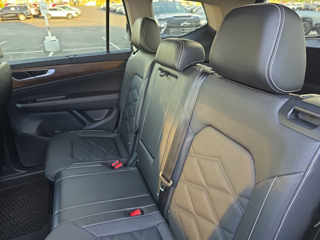 Used 2024 Volkswagen Atlas SE FWD image 22