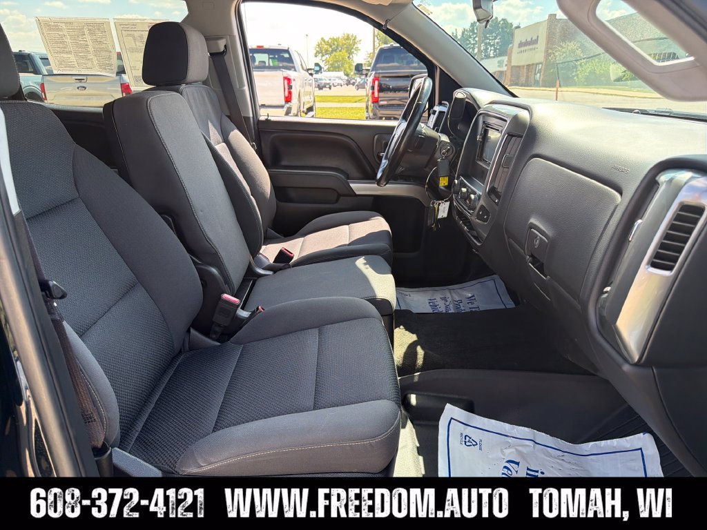 Used 2017 Chevrolet Silverado 1500 LT w/ All Star Edition AWD/4WD image 36