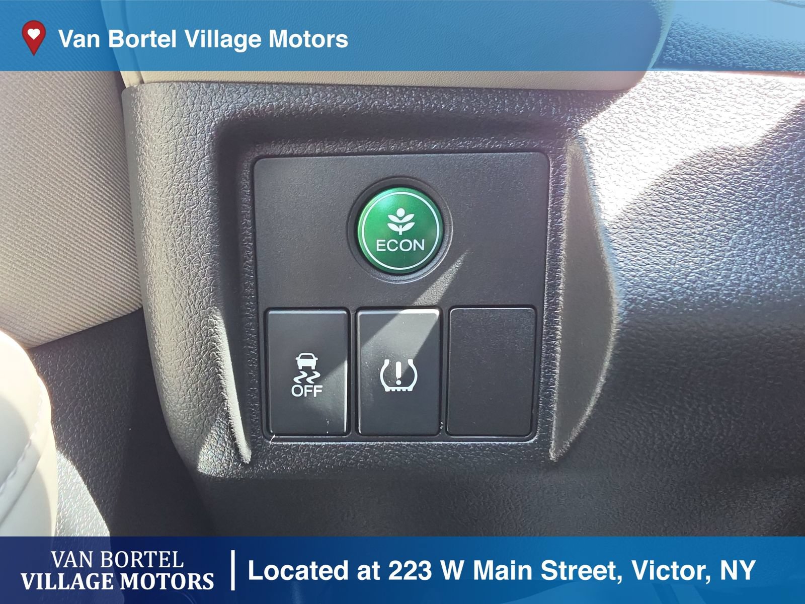 Used 2016 Honda HR-V EX image 16