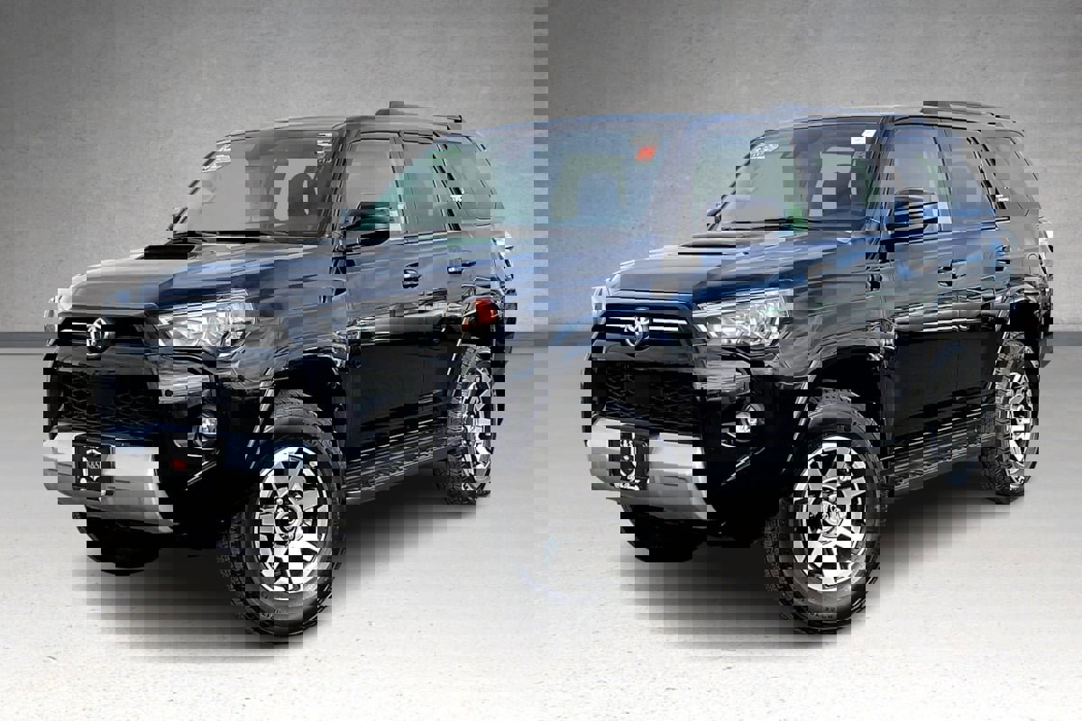 Used 2024 Toyota 4Runner TRD Off-Road image 1