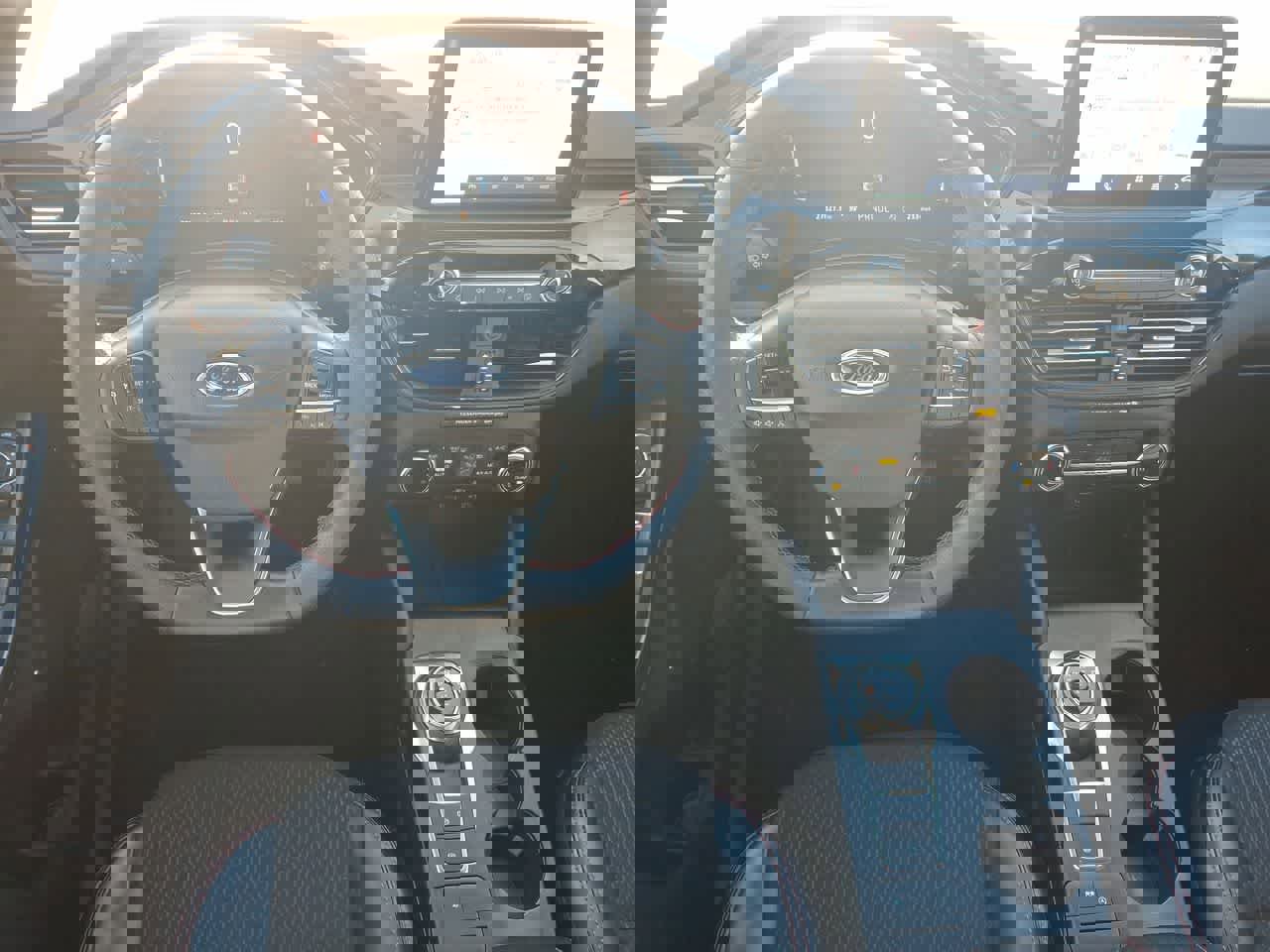 Used 2025 Ford Escape ST-Line image 27