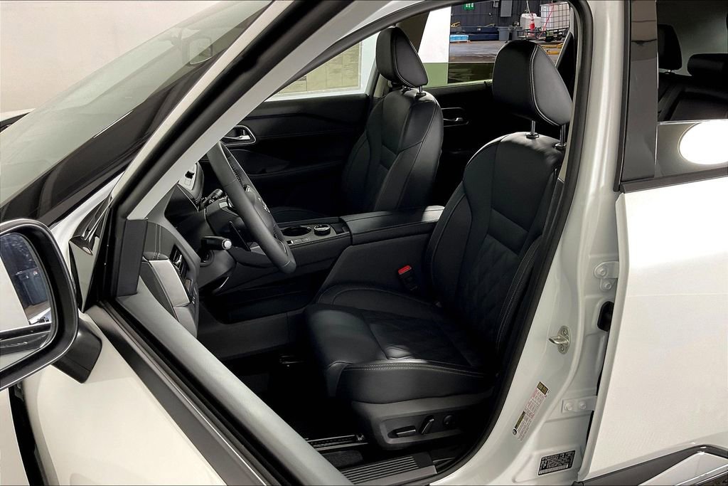 New 2026 Nissan Rogue Platinum w/ Platinum Premium Package image 14