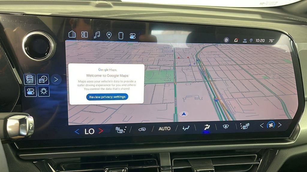 Used 2025 Chevrolet Equinox EV RS image 26