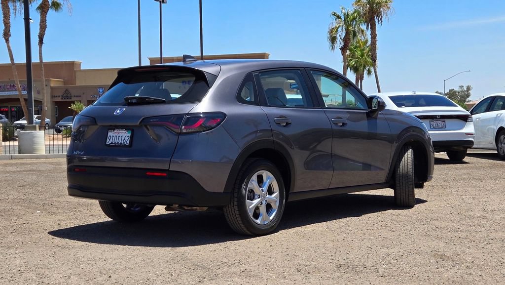 Used 2025 Honda HR-V LX image 4
