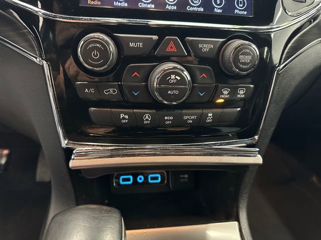 Used 2019 Jeep Grand Cherokee Limited image 36