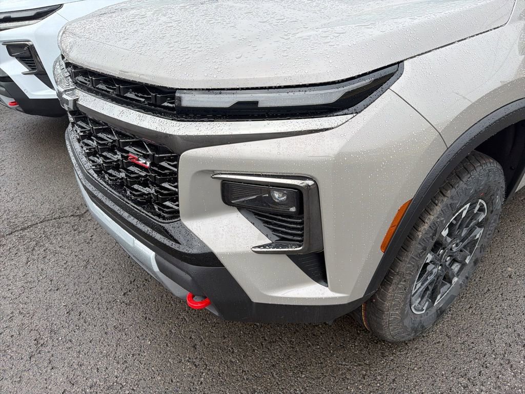 New 2026 Chevrolet Traverse Z71 w/ Driver Confidence Package image 11