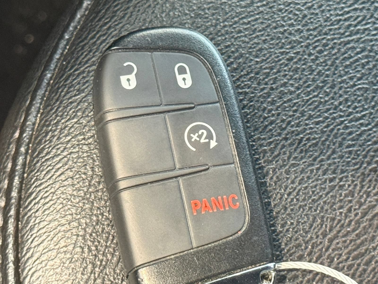 Used 2025 Jeep Compass Limited AWD/4WD image 21