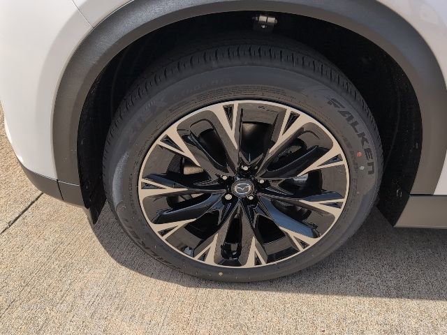 New 2026 MAZDA CX-90 Plug-In Hybrid w/ Premium Plus image 3