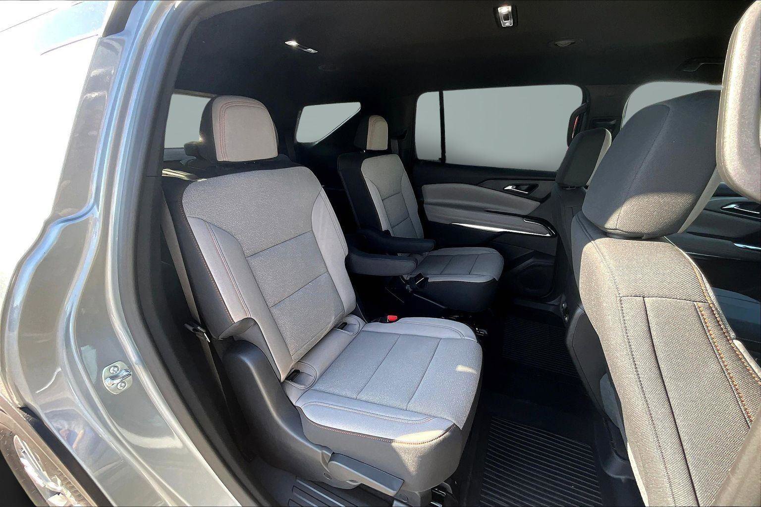 New 2026 Chevrolet Traverse LT image 15
