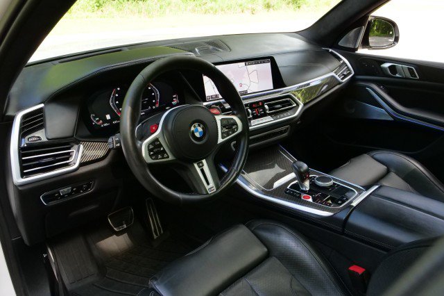 Used 2020 BMW X5 M w/ Executive Package AWD/4WD image 2