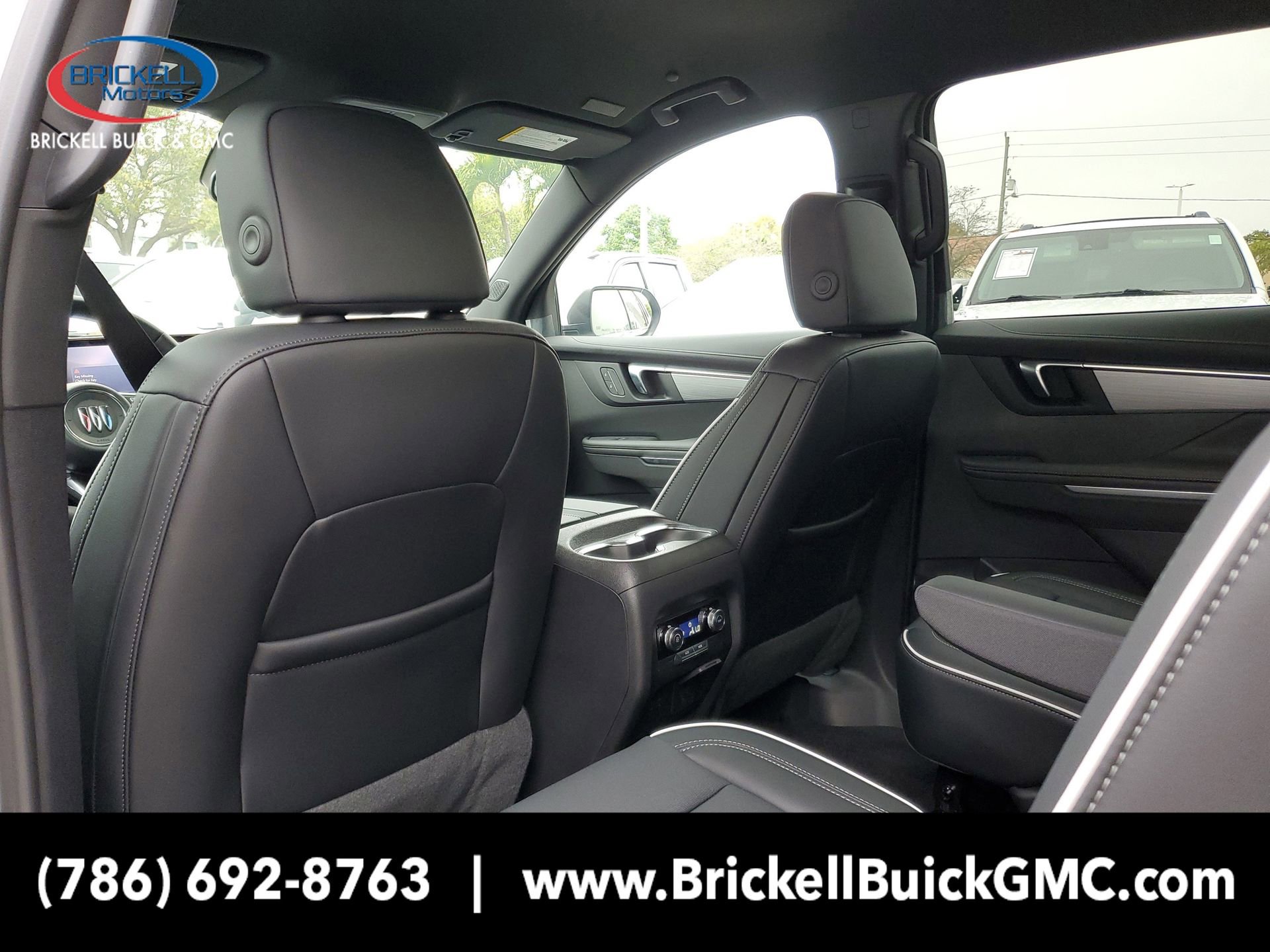 New 2025 Buick Enclave Preferred w/ Power Package image 10