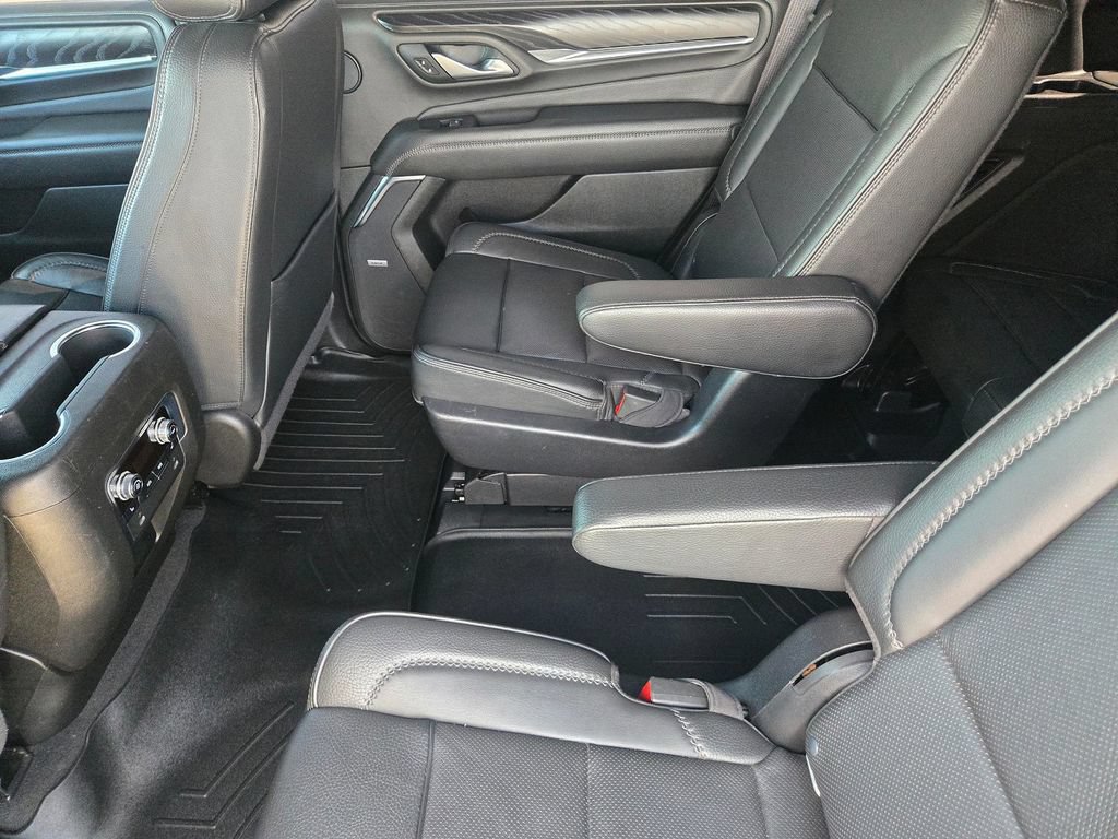 Used 2022 GMC Yukon Denali RWD image 8
