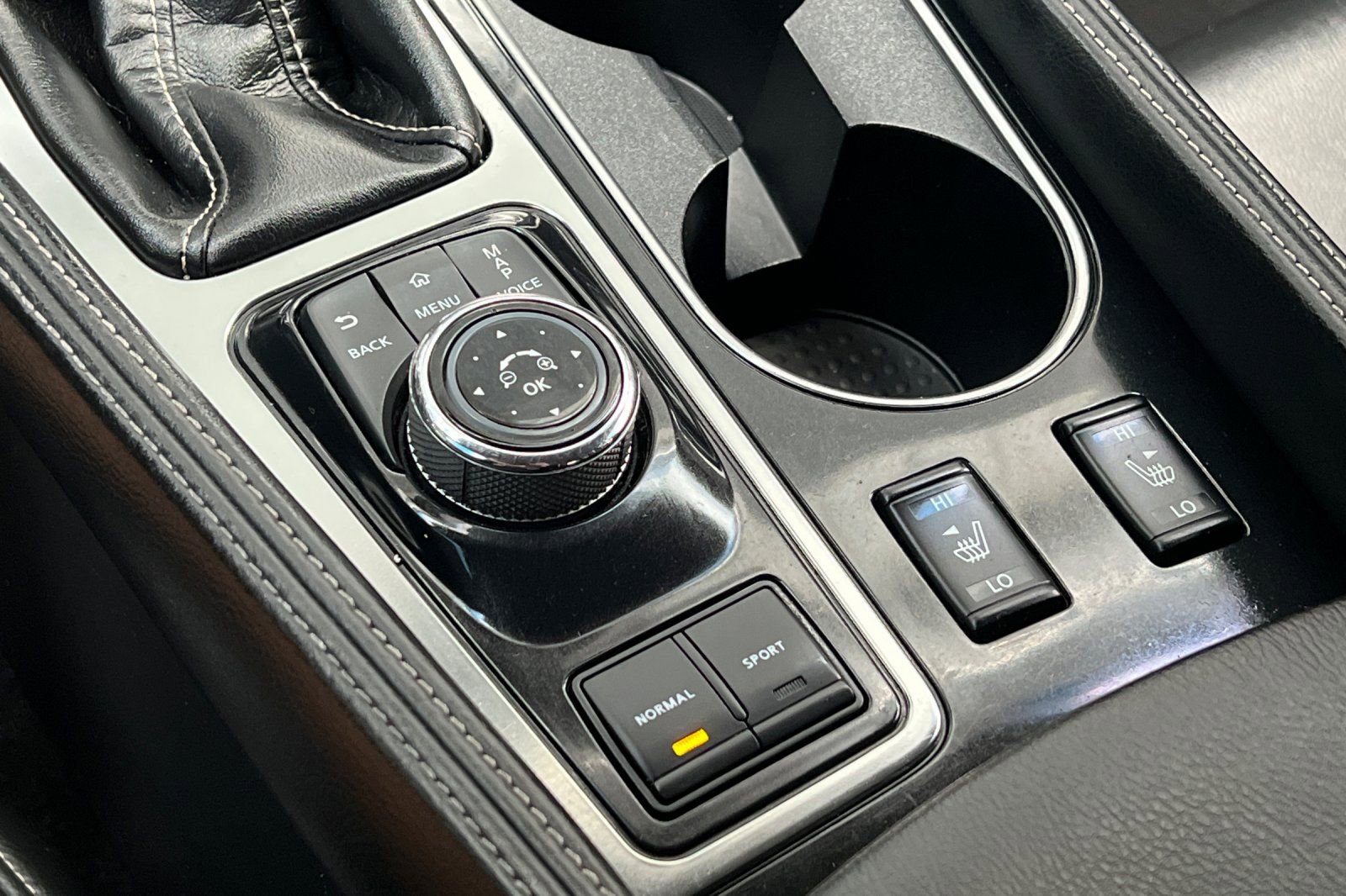 Used 2018 Nissan Maxima 3.5 SV image 30