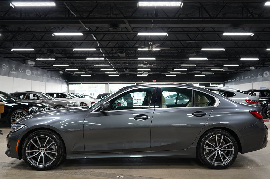 Used 2020 BMW 330i xDrive Sedan w/ Driving Assistance Package AWD/4WD image 2