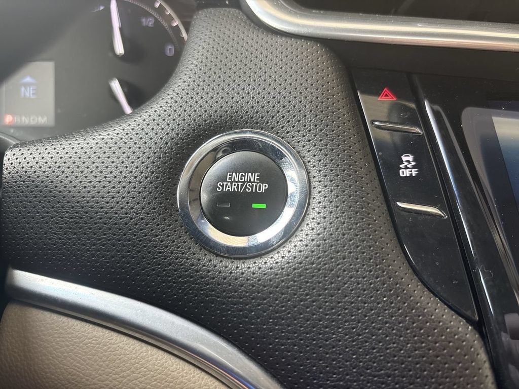 Certified 2019 Cadillac XTS Luxury FWD image 16