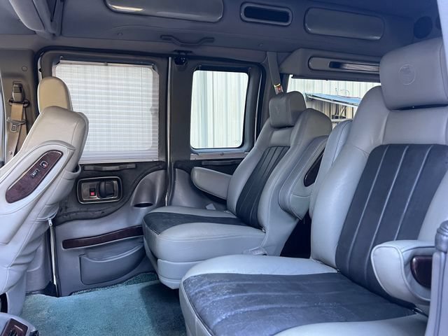 Used 2014 GMC Savana 1500 RWD image 22