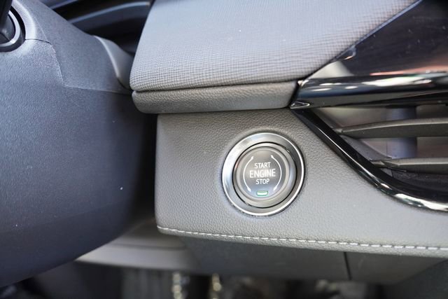 Used 2025 Buick Enclave Preferred image 32