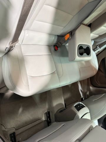 Used 2018 Chevrolet Malibu Premier w/ Premier Sun and Wheel Package FWD image 31