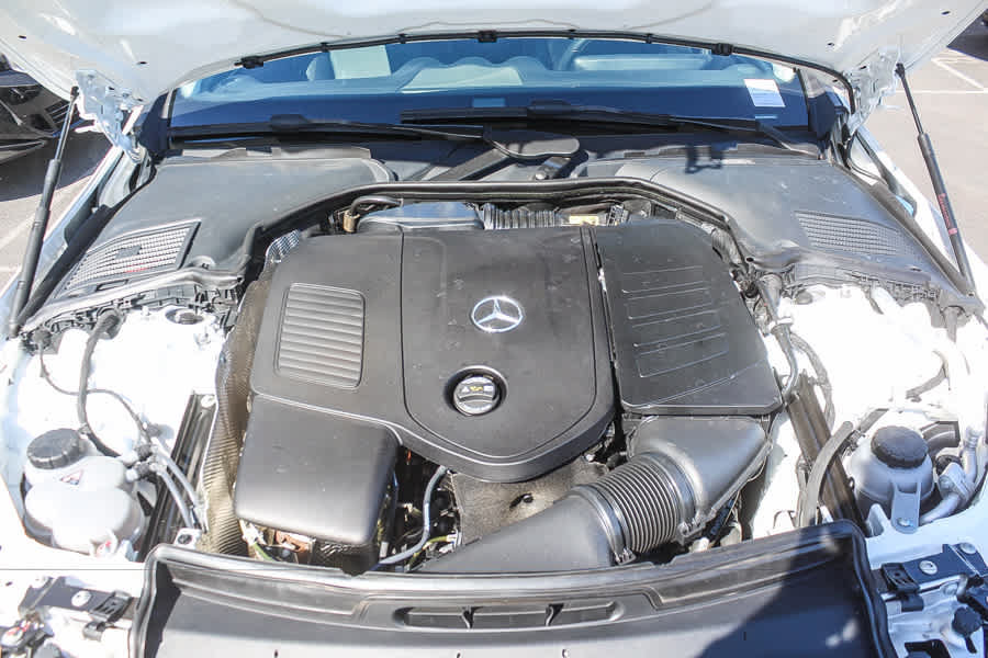 Used 2025 Mercedes-Benz C 300 Sedan image 34