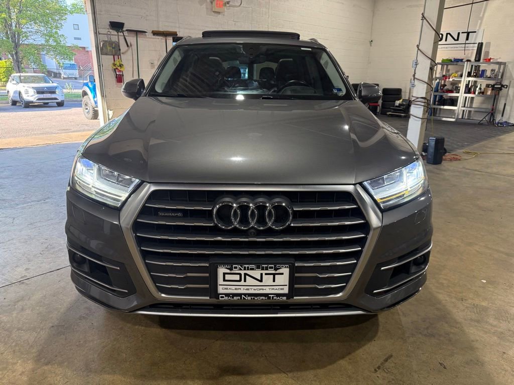 Used 2017 Audi Q7 3.0T Prestige AWD/4WD image 2