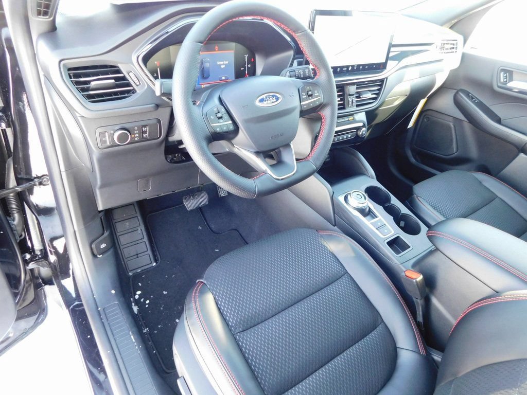 New 2026 Ford Escape ST-Line w/ Tech Pack #1 AWD/4WD image 15