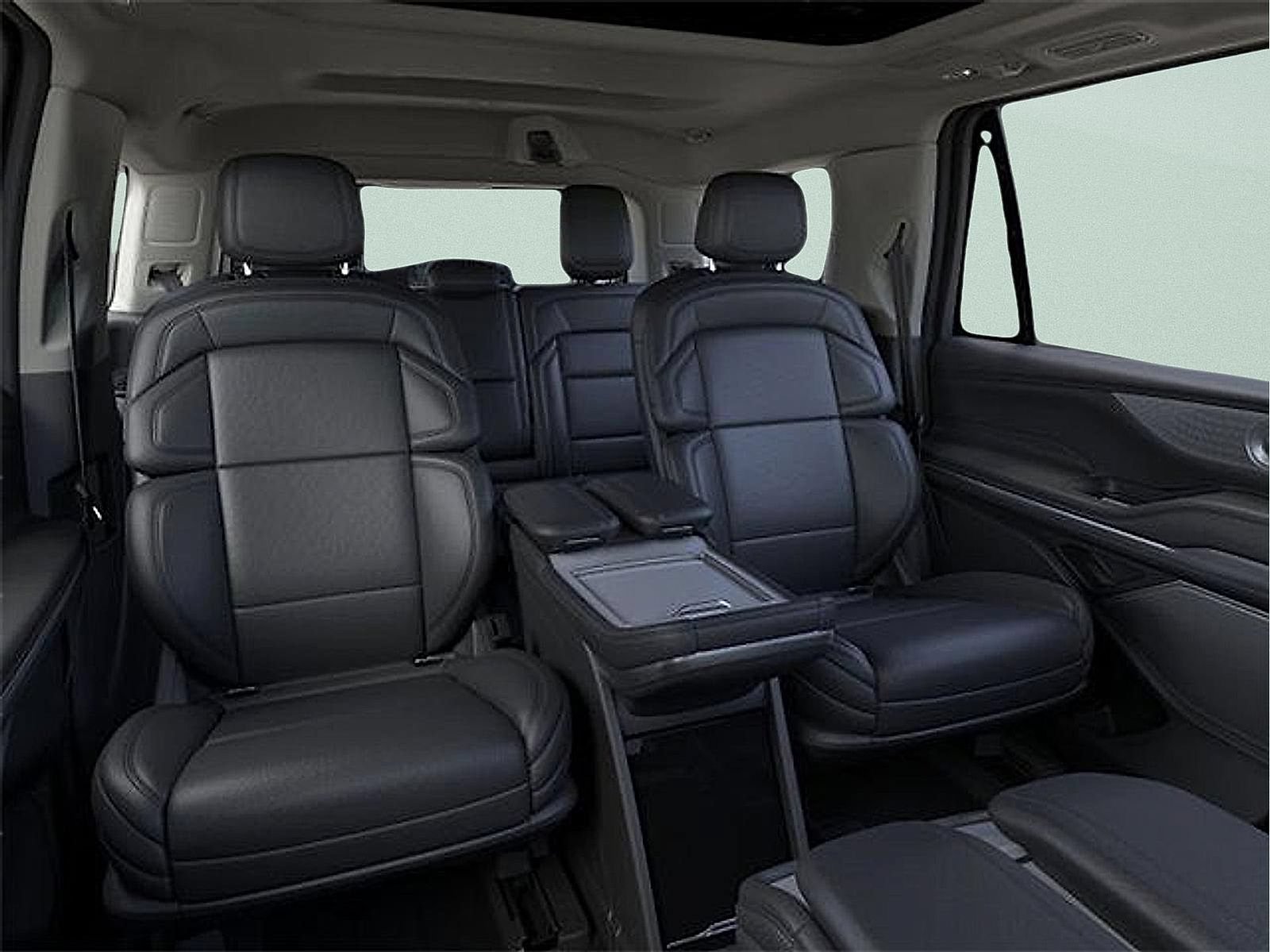 Certified 2025 Lincoln Navigator Reserve AWD/4WD image 26