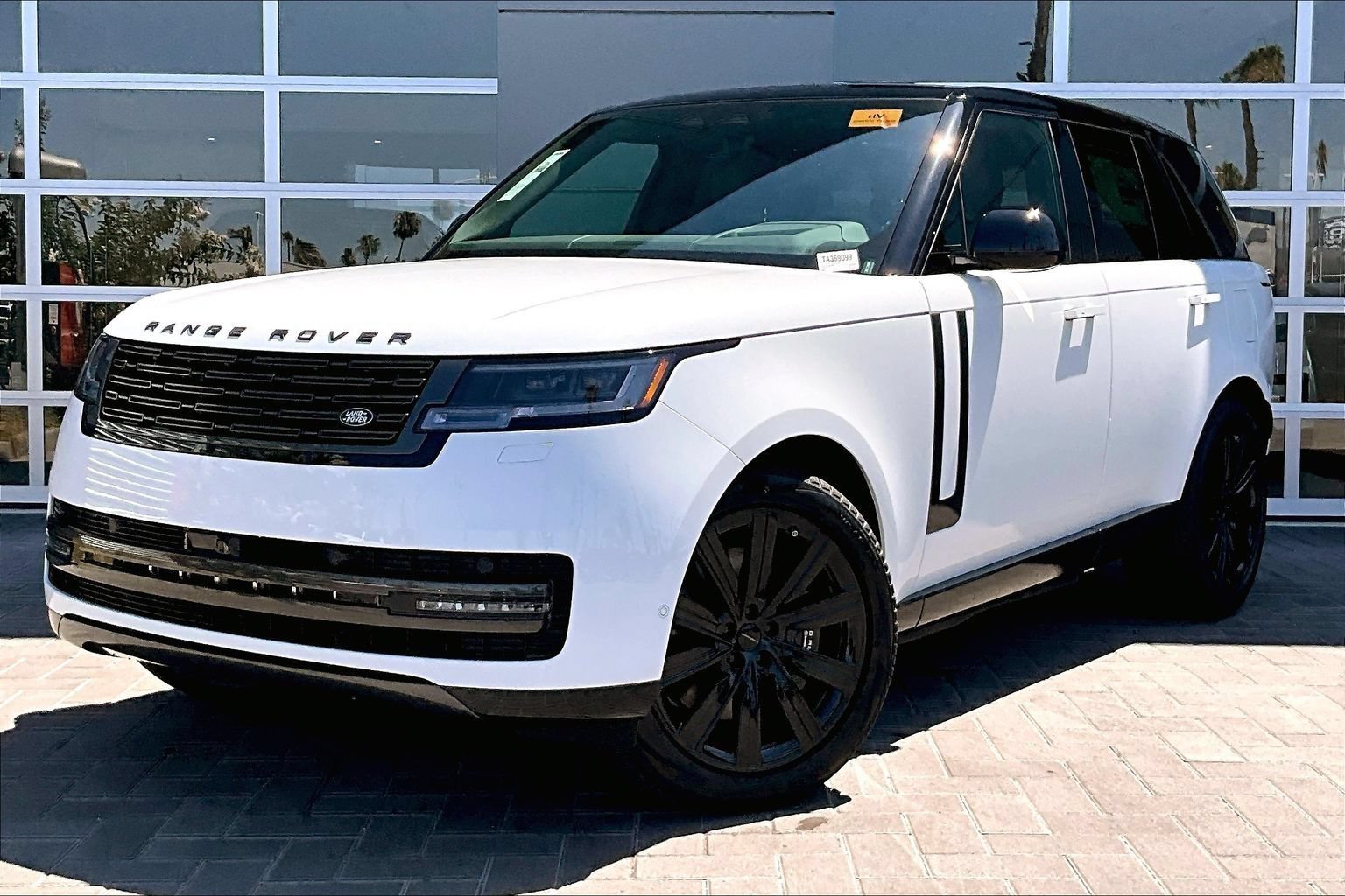 New 2026 Land Rover Range Rover SE