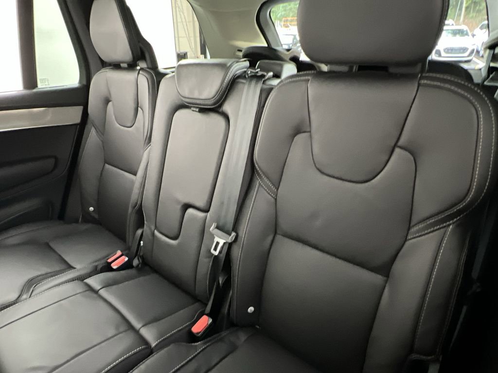 New 2026 Volvo XC90 B6 Ultra w/ Protection Package image 23