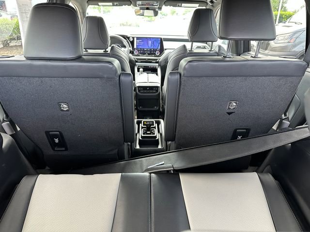 Used 2024 Lexus TX 500h AWD w/ Technology Package image 10