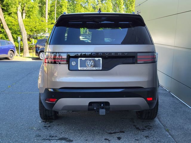 Used 2025 Land Rover Discovery Dynamic SE AWD/4WD image 5