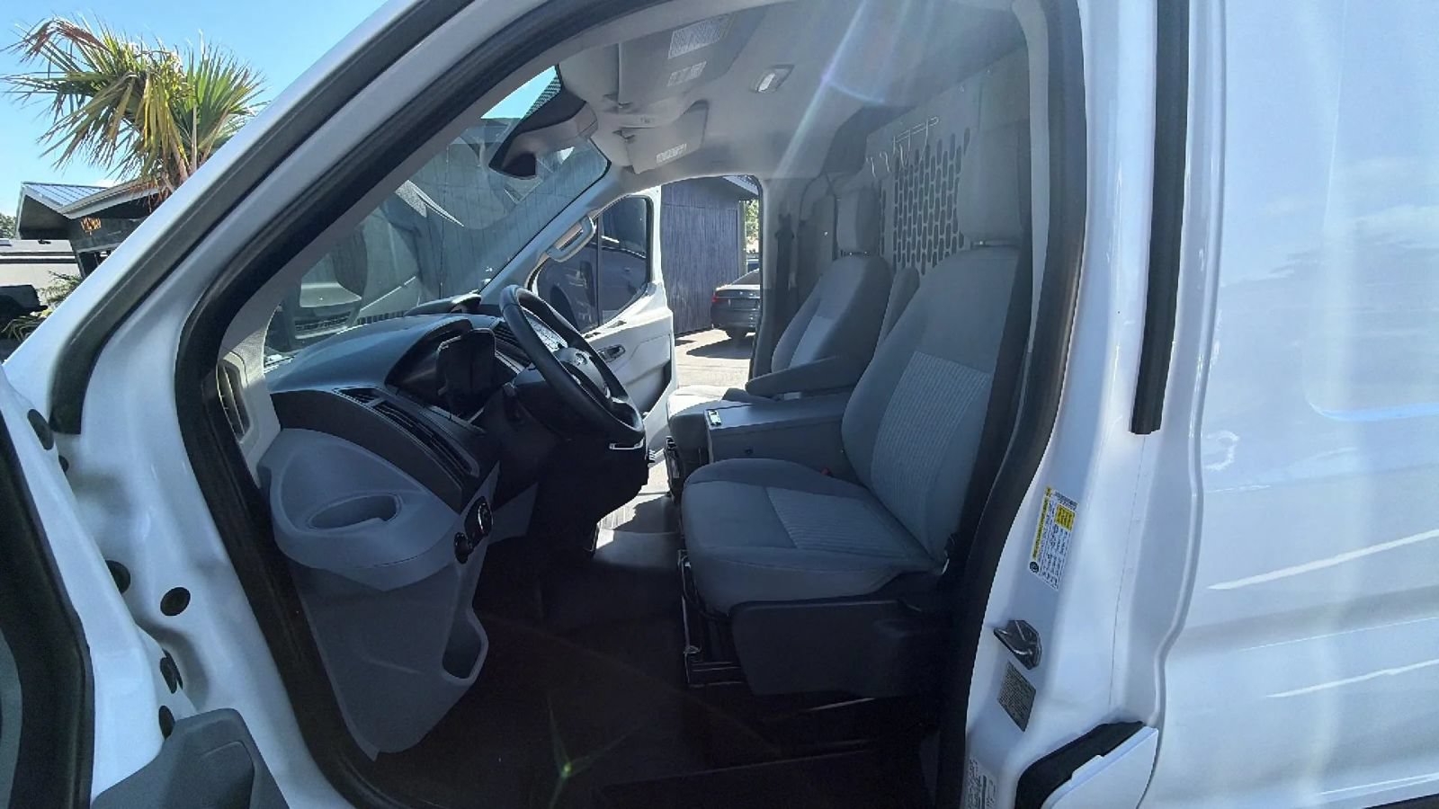Used 2019 Ford Transit 250 130 Low Roof RWD image 16