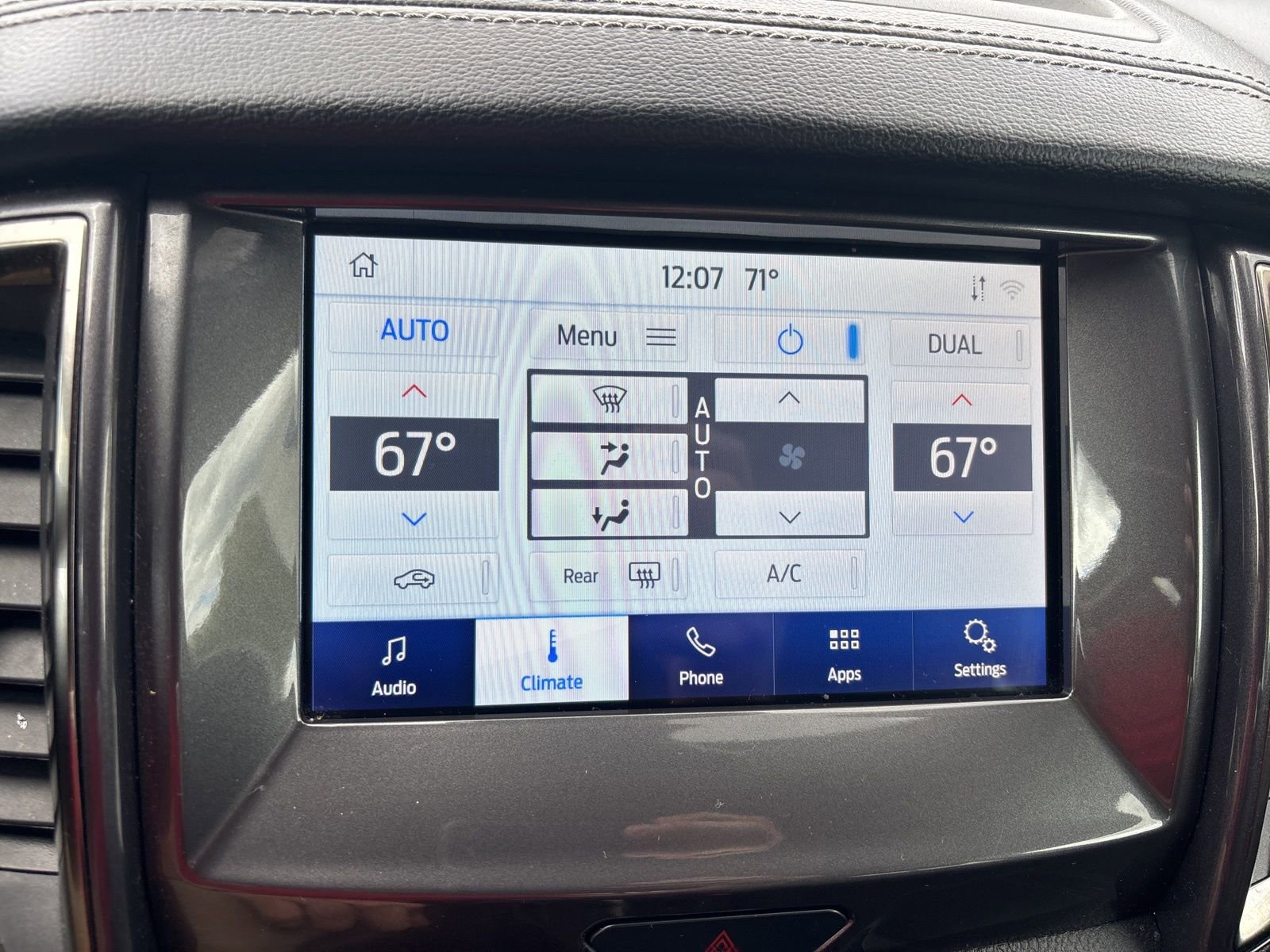 Used 2023 Ford Ranger Lariat w/ FX4 Off-Road Package image 17