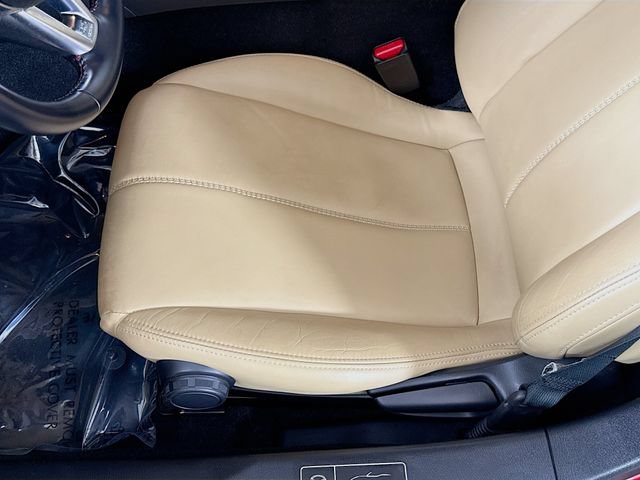 Used 2016 MAZDA MX-5 Miata Grand Touring RWD image 18