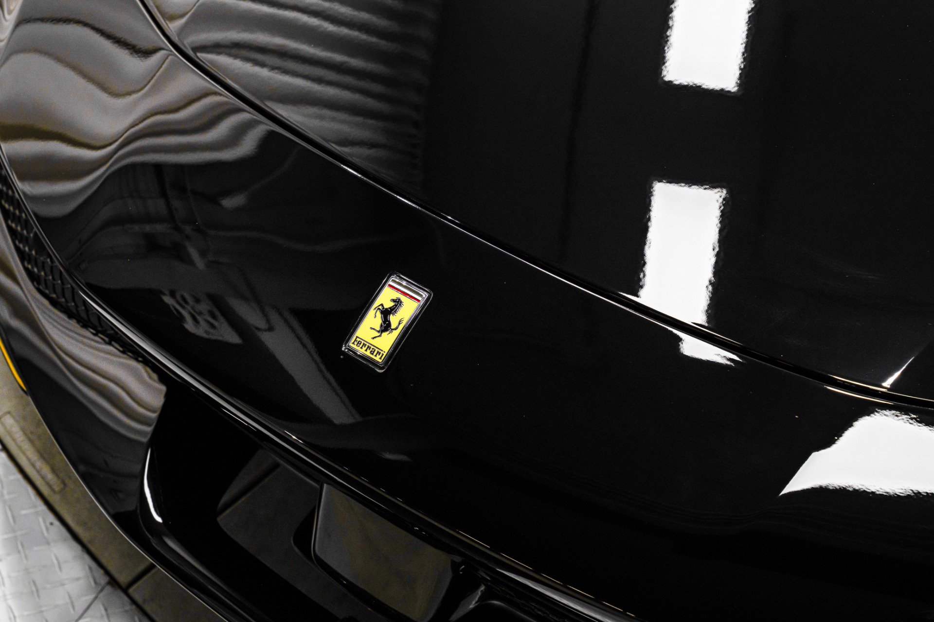 Used 2025 Ferrari 296 GTB image 40