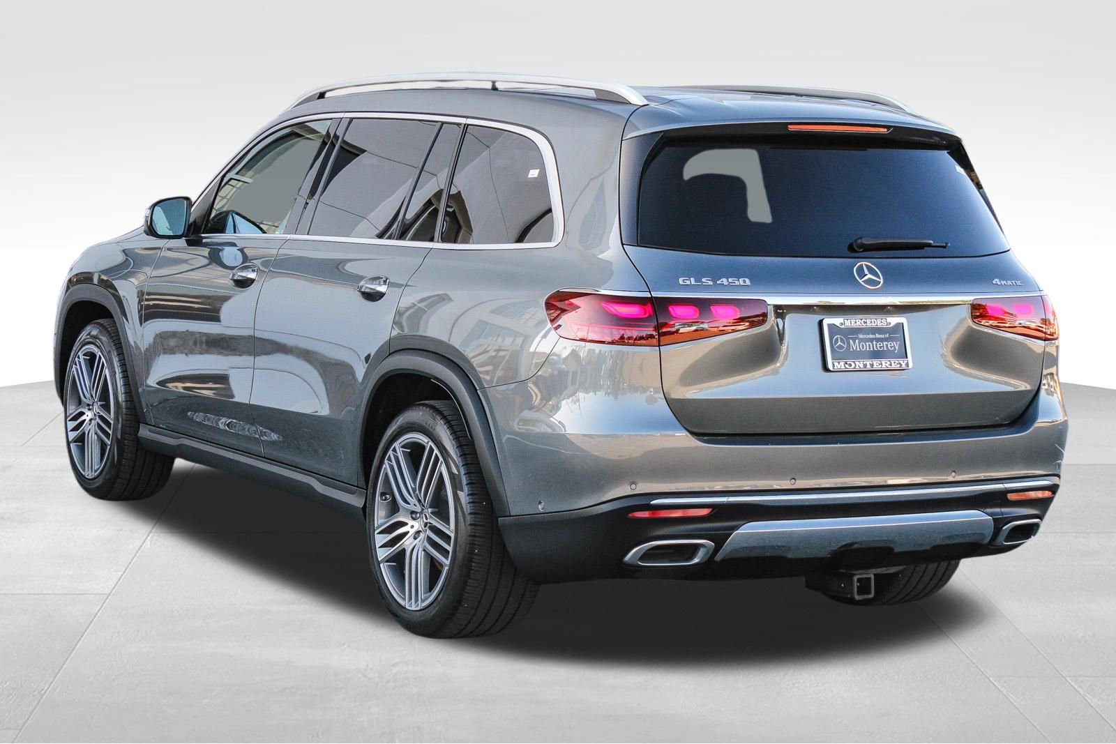 Certified 2024 Mercedes-Benz GLS 450 4MATIC image 8