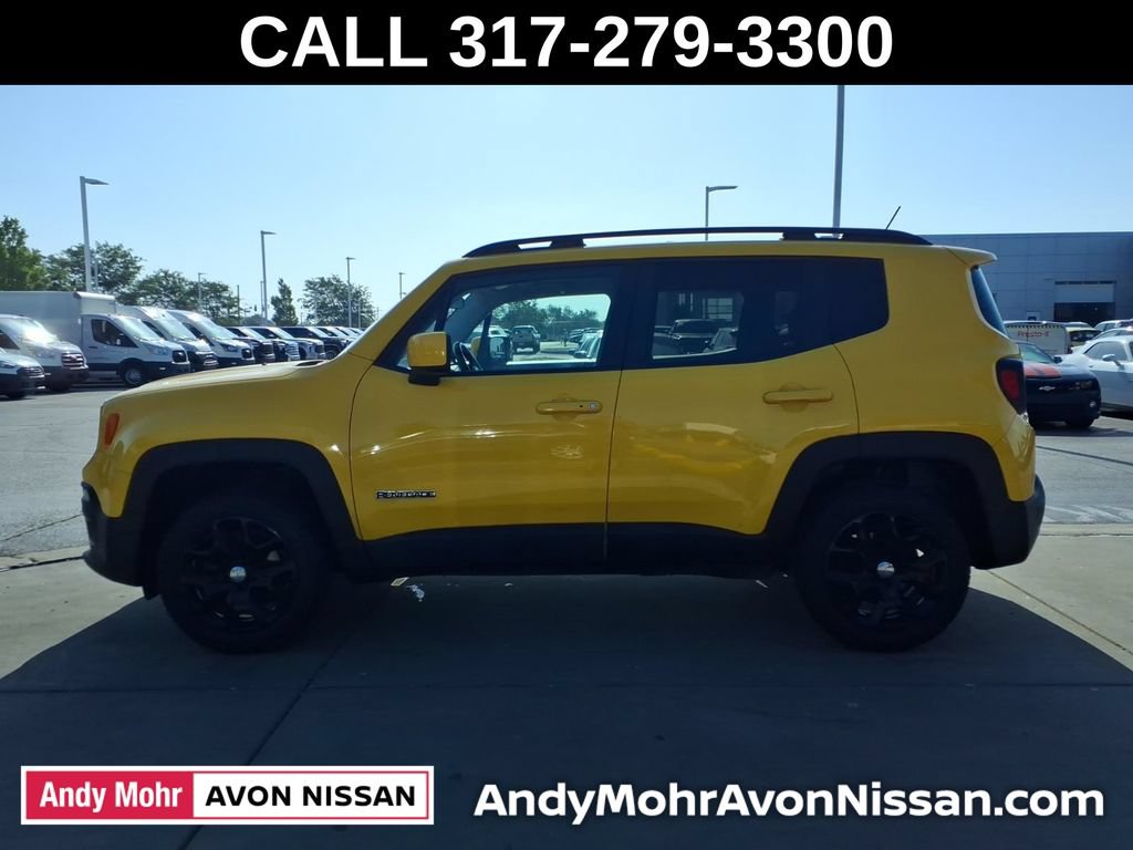 Used 2015 Jeep Renegade Latitude w/ Cold Weather Group II AWD/4WD image 5