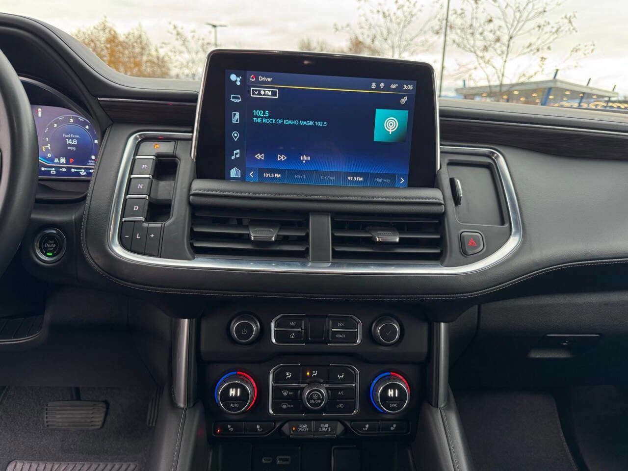 Used 2023 Chevrolet Suburban LT image 22