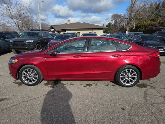 Certified 2017 Ford Fusion SE image 21