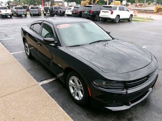 Used 2023 Dodge Charger SXT RWD image 4