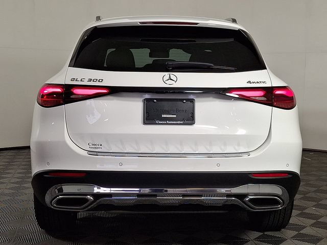 Used 2026 Mercedes-Benz GLC 300 4MATIC image 8