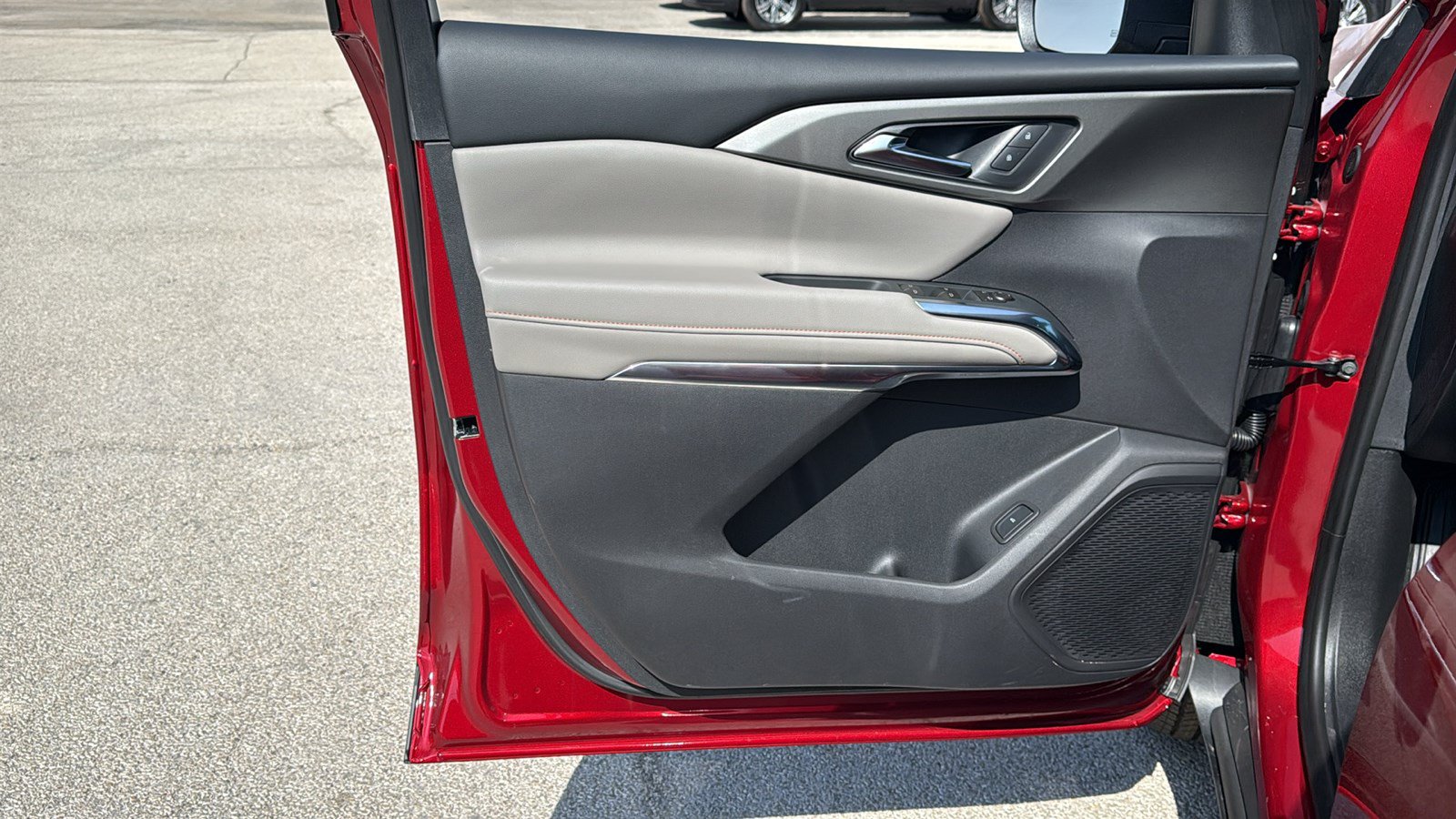 New 2026 Chevrolet Traverse LT FWD image 8