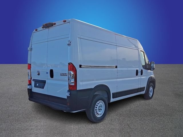 New 2024 RAM ProMaster 2500 w/ Safety Group FWD image 3