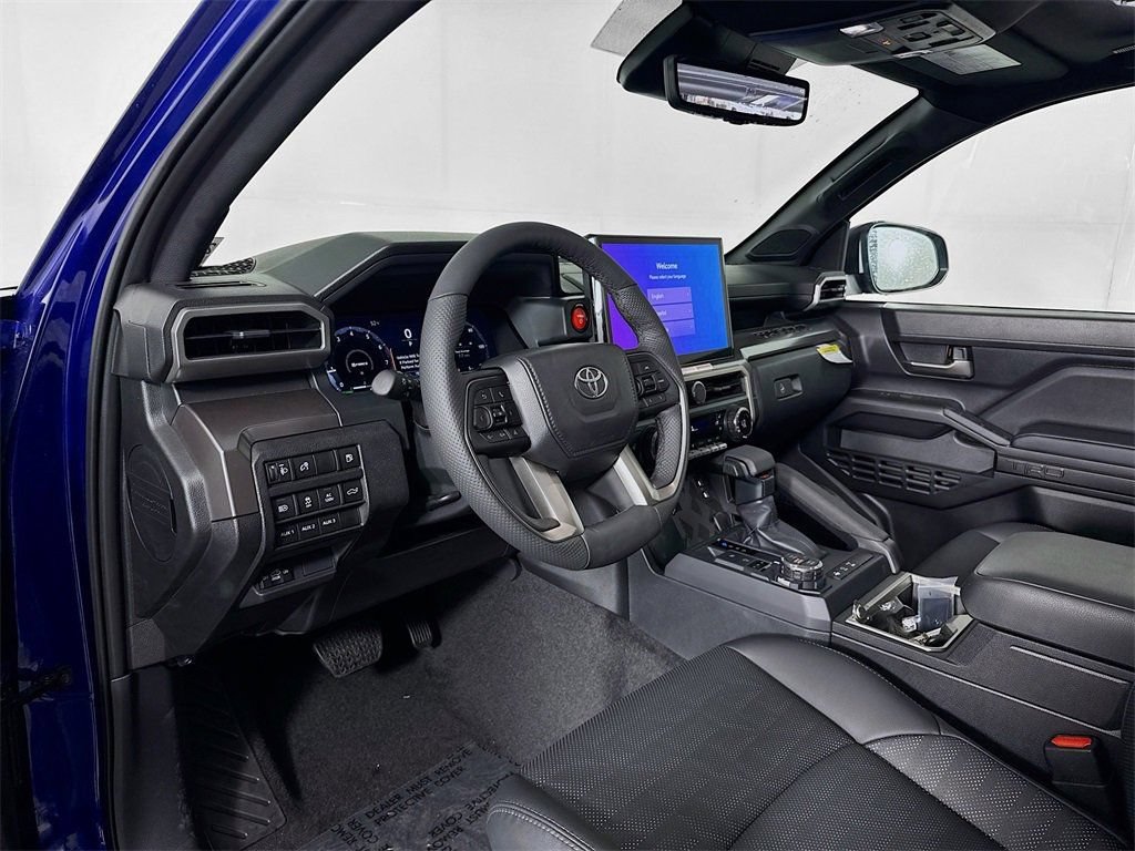 New 2025 Toyota Tacoma TRD Off-Road AWD/4WD image 9