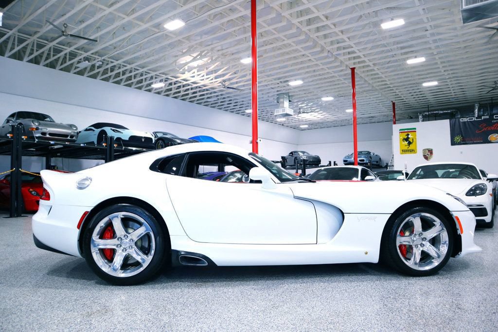 Used 2015 Dodge Viper SRT-10 w/ Quick Order Package 22J GT RWD image 12