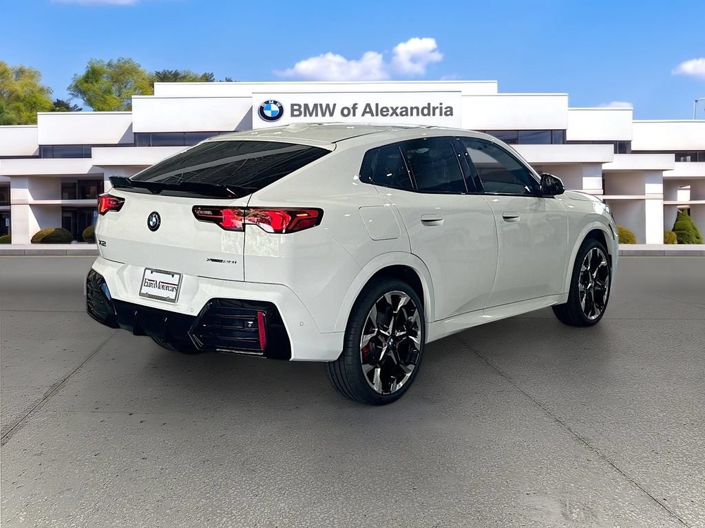 New 2026 BMW X2 xDrive28i w/ Technology Package AWD/4WD image 5