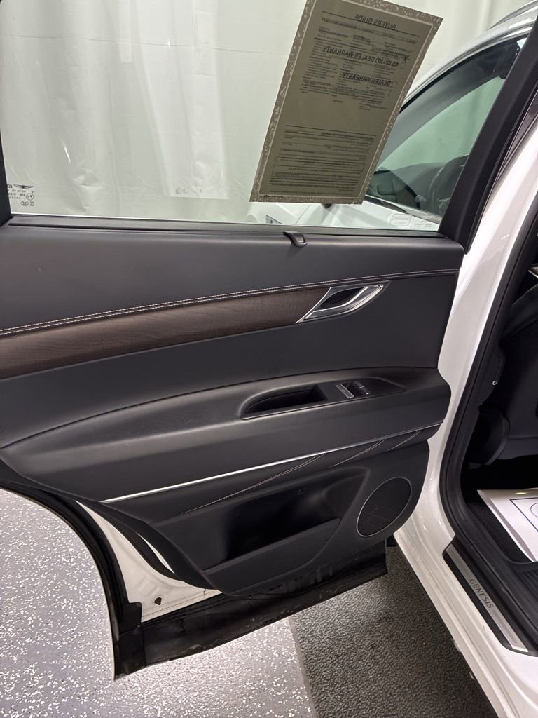 Used 2024 Genesis GV80 2.5T image 25