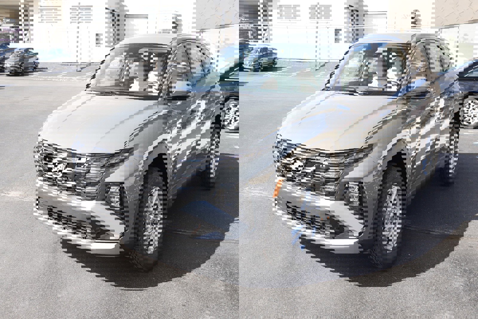 New 2026 Hyundai Tucson SE image 6