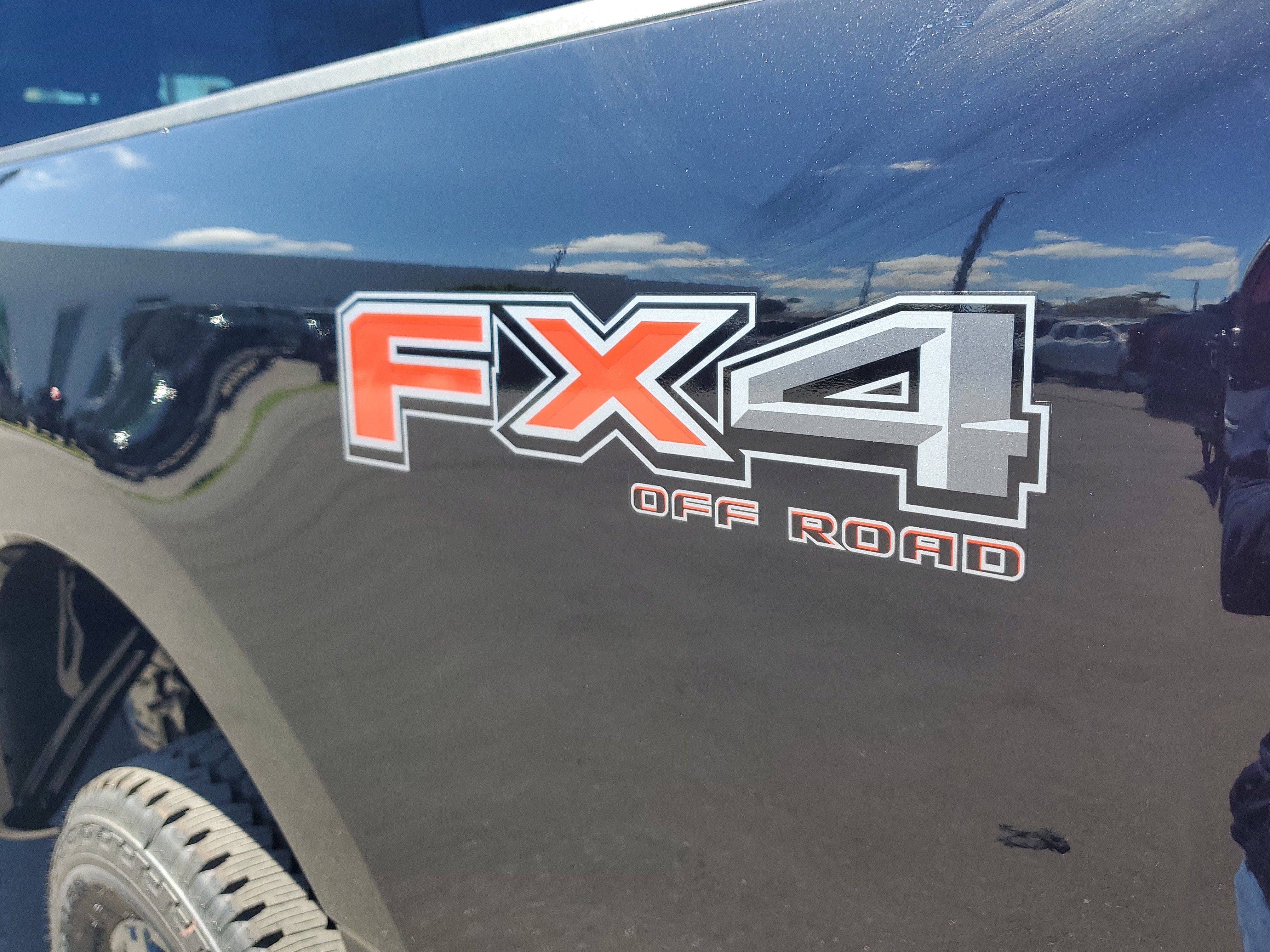 New 2026 Ford F250 XL w/ STX Appearance Package AWD/4WD image 8