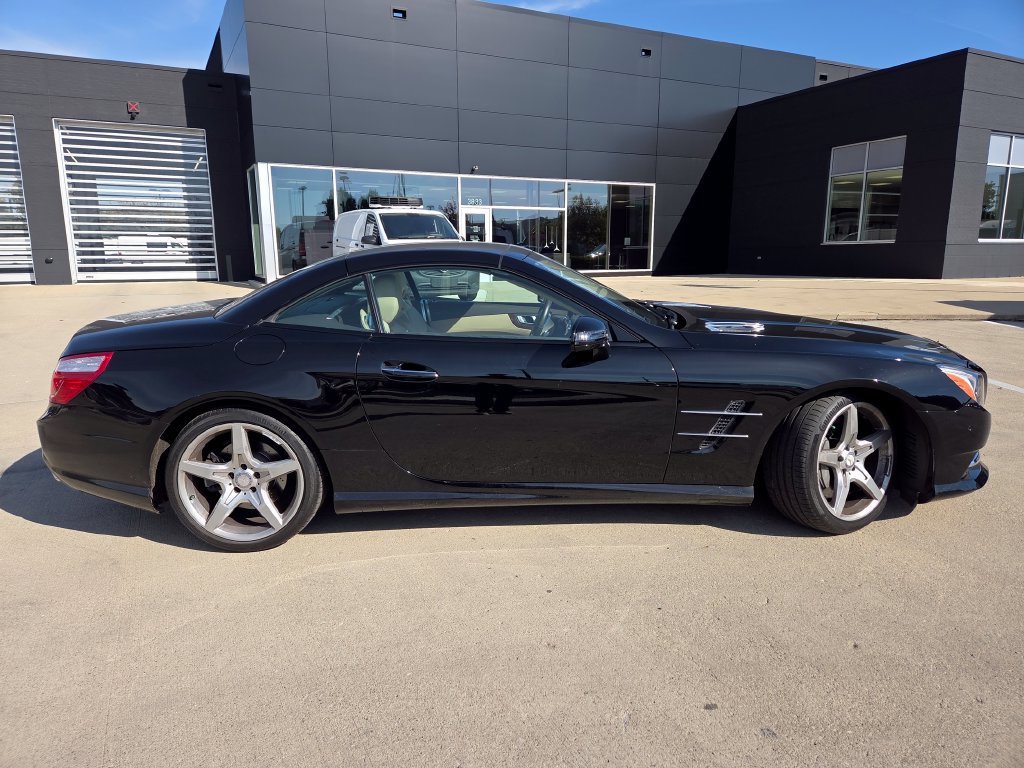 Used 2013 Mercedes-Benz SL 550 image 25