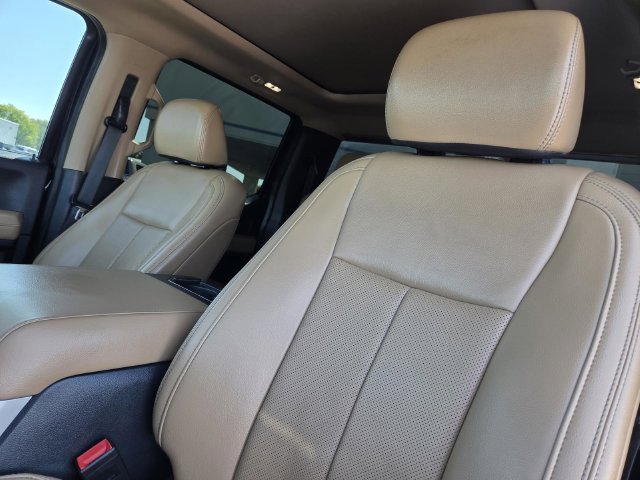 Used 2022 Ford F350 Lariat w/ Lariat Ultimate Package AWD/4WD image 28